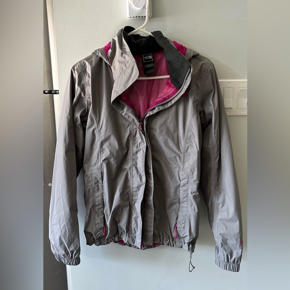 Women’s Coats - Picture 2 of 4